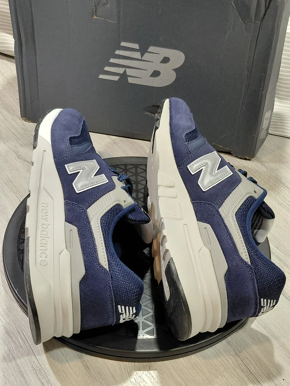 New Balance 997H Men's Navy/Grey Athletic Sneakers Suede & Mesh Upper SIZE 11